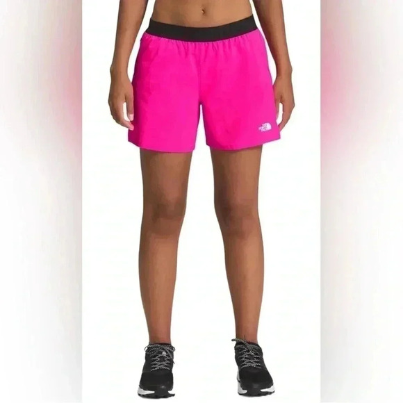 THE NORTH FACE Short Women Pink Glow Size Large Wonder Shorts NWT - Picture 1 of 9